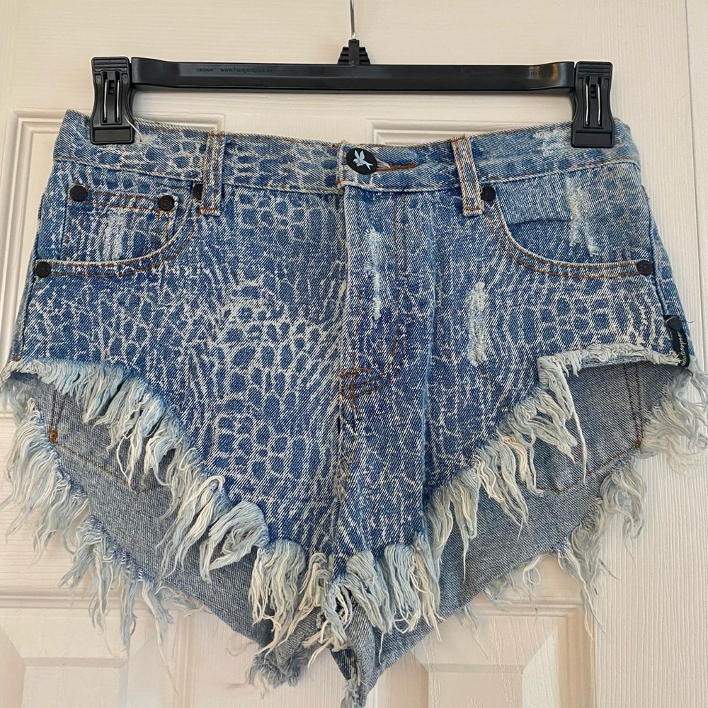 One Teaspoon Blue Distressed Animal-Print Denim Cutoff Shorts